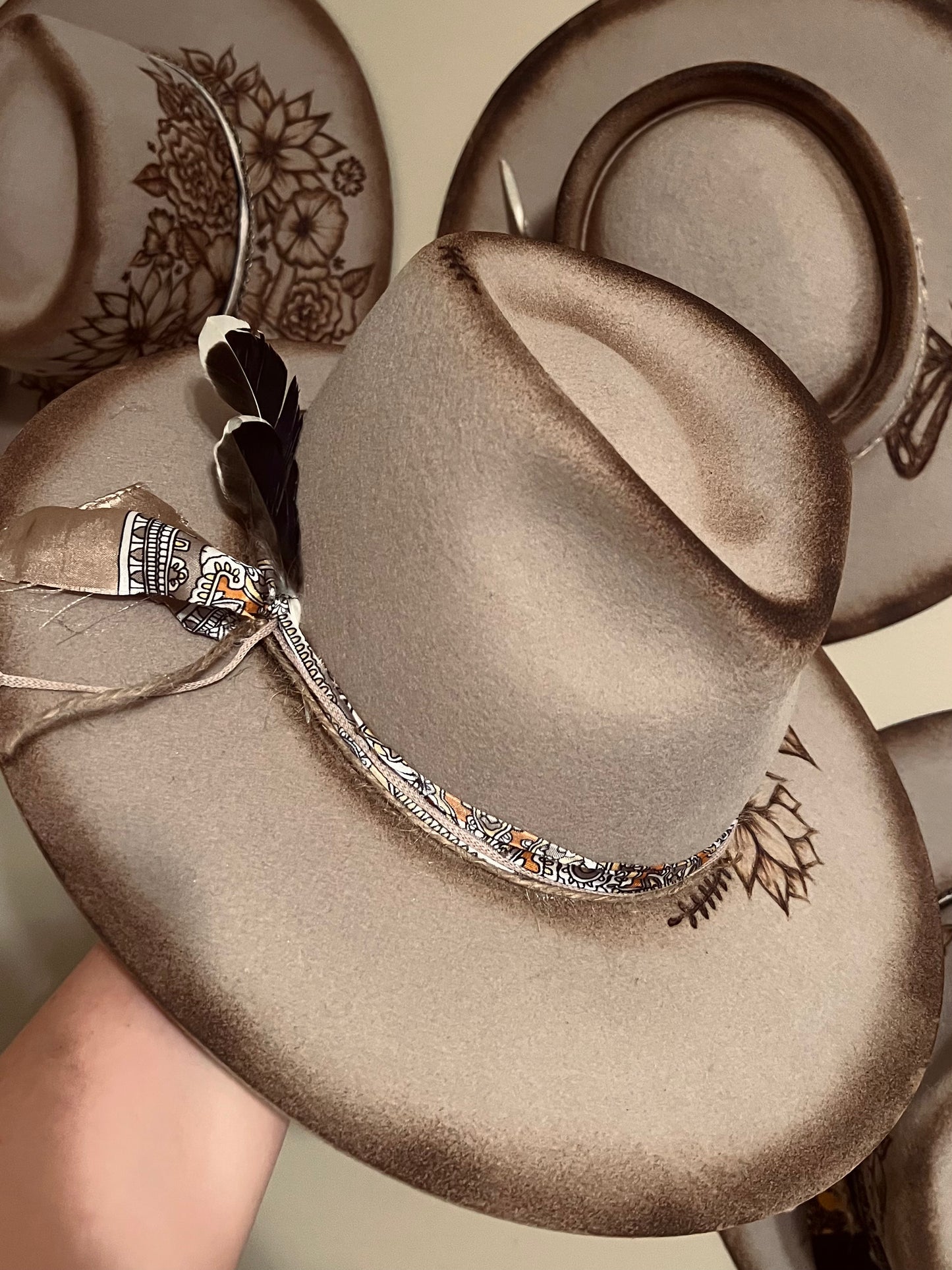 JKB FLORAL MOUNTAIN RANCHER